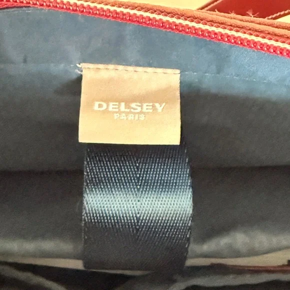 DELSEY Paris Women's Chatelet 2.0 Shoulder Bag - Pink - Picture 14 of 17